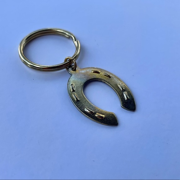 Vintage Gold/copper-tone Horseshoe Keychain - Picture 4 of 5